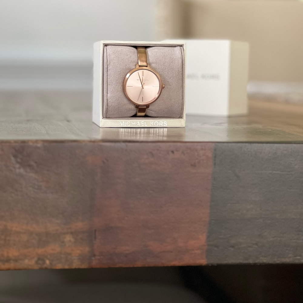 Michael Kors Rose Gold